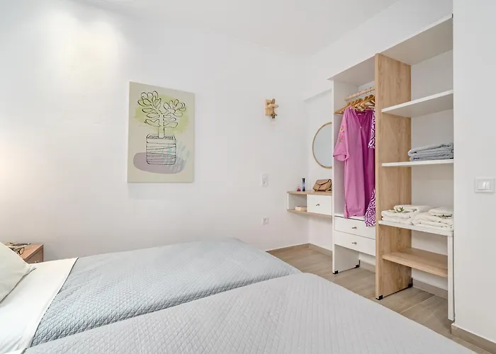 Eleonas Apartament *